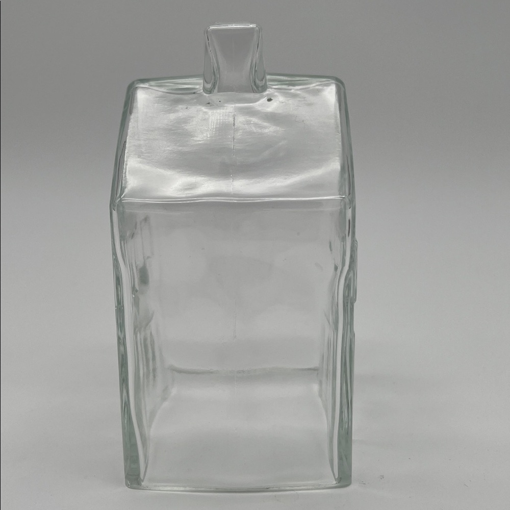 Rare Target Harry’s House Clear Glass Art Decorative House - Picture 3 of 9